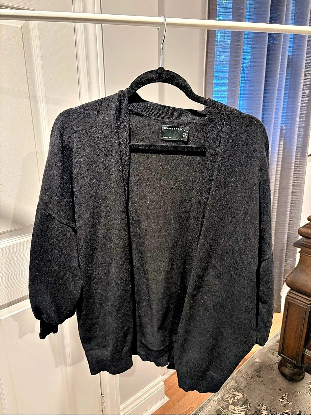 ASOS DESIGN Black Cardigan Size 2 Like New